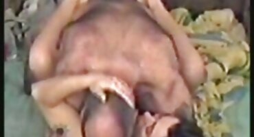 phim sex bú sữa mẹ Leah Silver với một chiếc trực xxx hay thăng bắt đầu quan hệ tình dục với 2 anh chàng da đen.